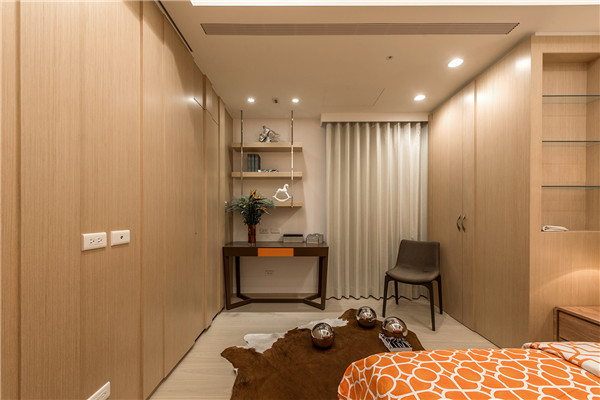 ���W�L�����065