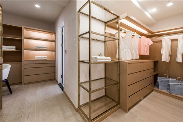 ���W�L�����075