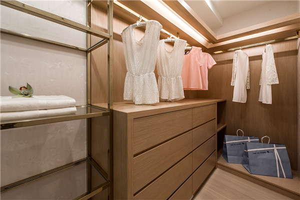 ���W�L�����084