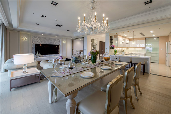 ���W�L�����096