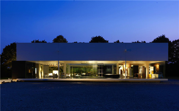 現(xiàn)代大戶型183