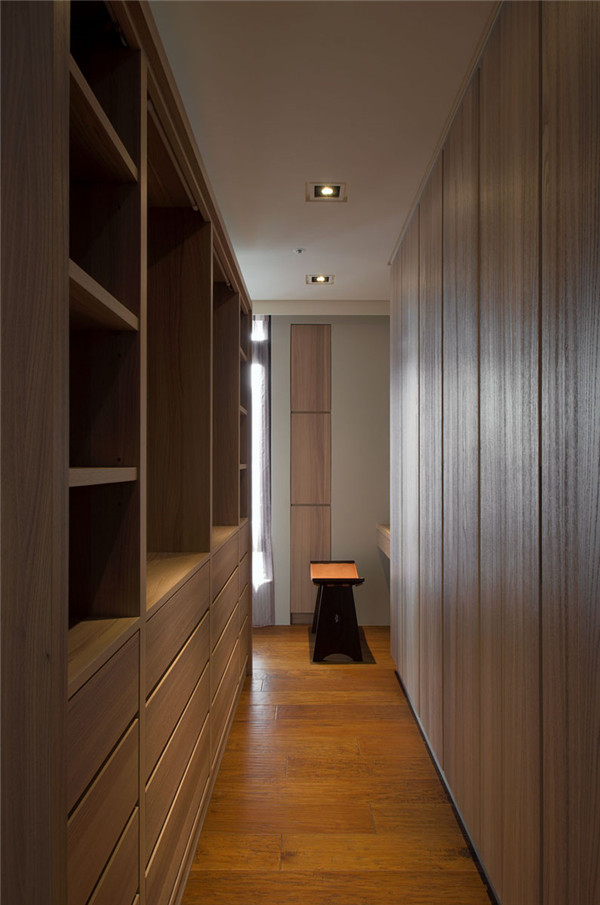 ��ʽ�����106