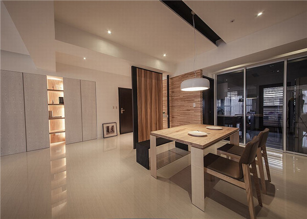 ��ʽ�����076