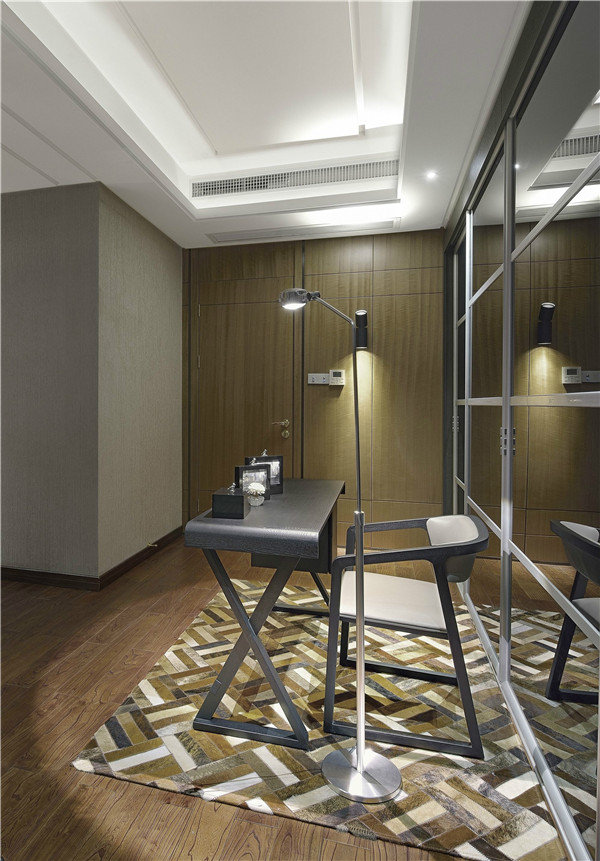 ����ʽ�����561